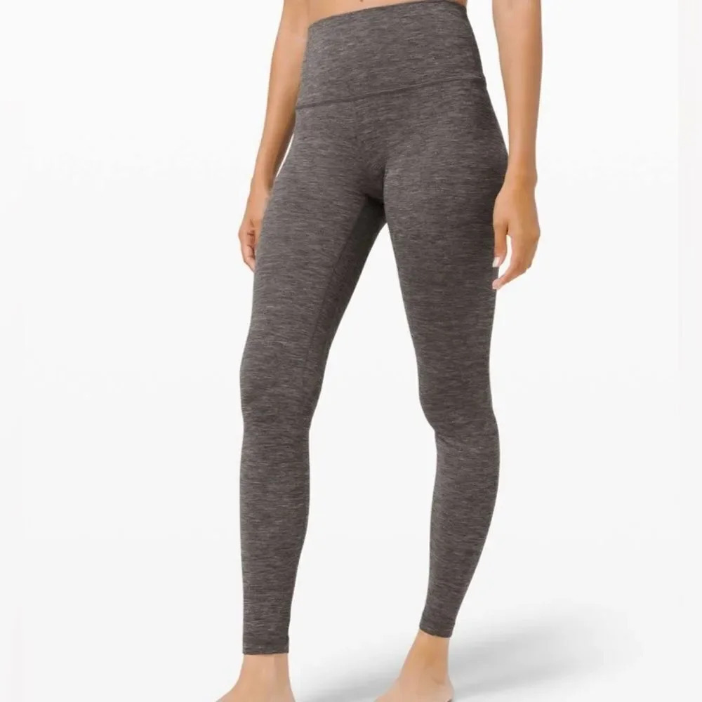 Lululemon sz 4 Align Pant 28" Heathered Black excellent like new condition